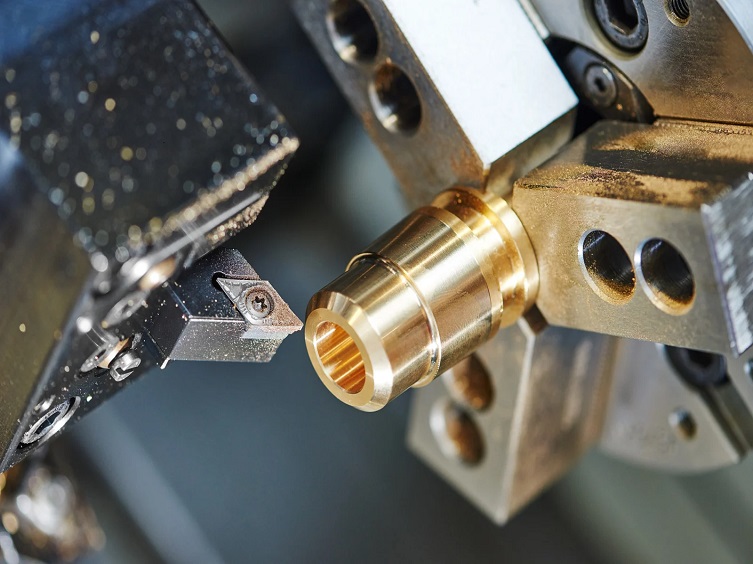 Karomek, hassas işleme, CNC işleme, metal işleme, plastik işleme, parça üretimi, lazer kesim, CAD/CAM tasarımı, proje yönetimi, hızlı prototipleme, seri üretim, yüzey pürüzlülük kontrolü, eşleme ve kalibrasyon, makine imalatı, ısıl işlem, malzeme seçimi danışmanlığı, ölçüm ve test hizmetleri, endüstriyel üretim, talaşlı imalat, teknik çizim, özel parça üretimi, mühendislik hizmetleri, montaj ve son işlem, sanayi çözümleri